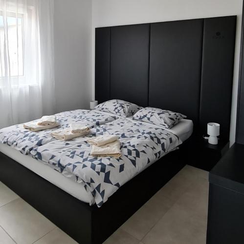 cube apartment badroom B